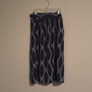 Banana Republic Factory navy maxi skirt